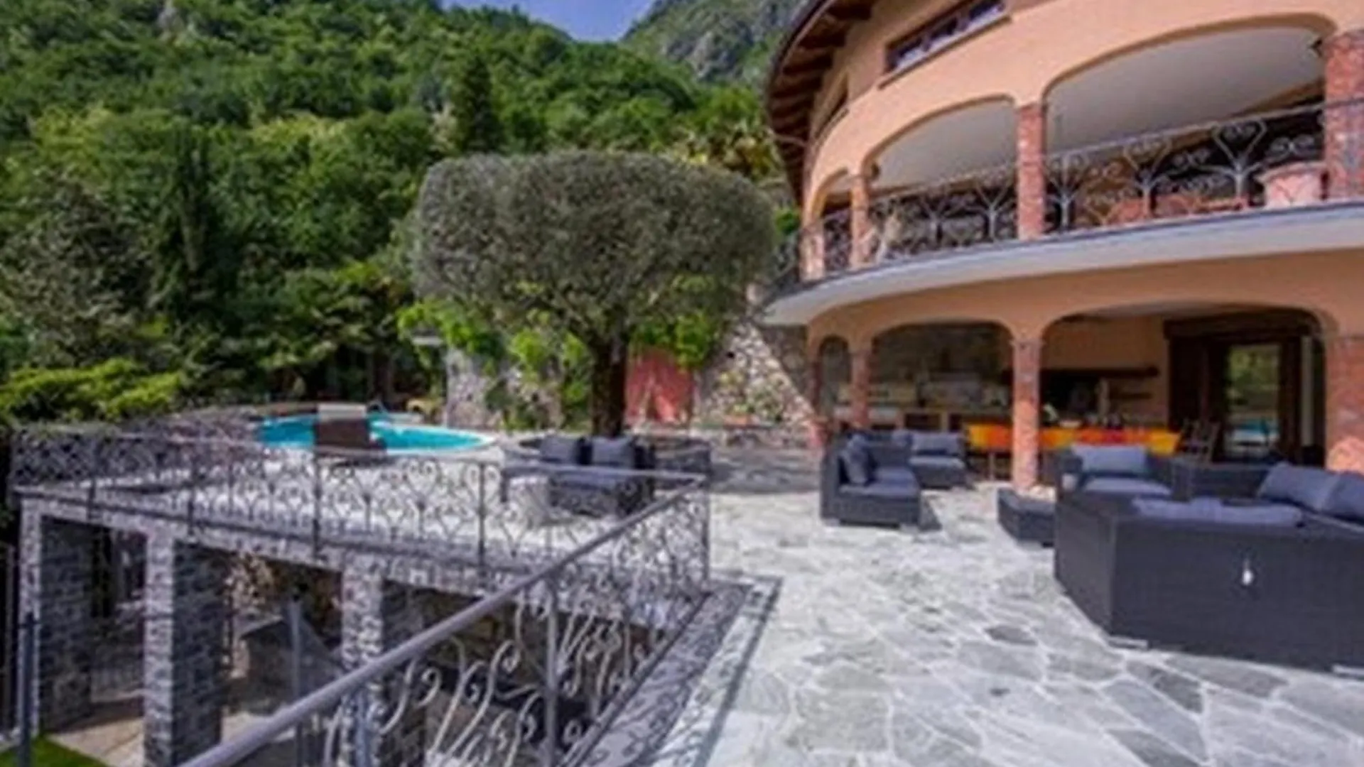Villa Isola Verde Valsolda Italy